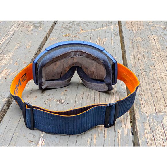 Smith Squad Snow Goggles | ChromaPop™ Lens | Excellent Condition High Fives - Picture 6 of 8